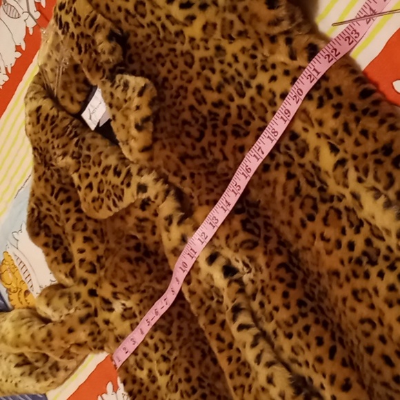 NWT,Vintage 90s,Beautiful, Super SOFT,Leopard Print,Faux Fur,Midi Coat🐆🐆🐆🤎🖤 - Picture 15 of 17